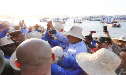 Jefe de Estado instruye mantener aumento de la producción pesquera en el país