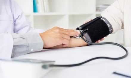 ¿Por qué es diferente la presión arterial en hombres y mujeres?