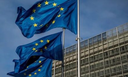 Países de la UE acordaron condiciones laborales en plataformas digitales