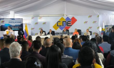 Presidente Nicolás Maduro oficializó su candidatura ante el CNE para las elecciones