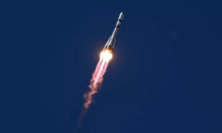 Cohete ruso Soyuz-2.1b con un satélite de teledetección despega de Kazakhstan