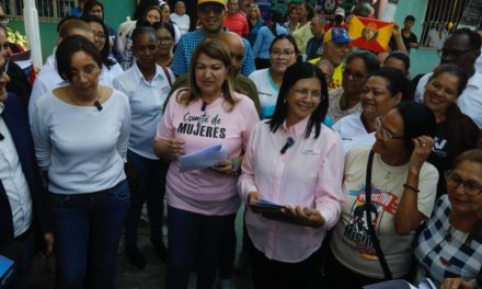 Gran Misión Venezuela Mujer realizó encuentro con féminas aragüeñas