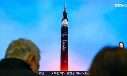 Corea del Norte lanza varios misiles balísticos al mar de Japón