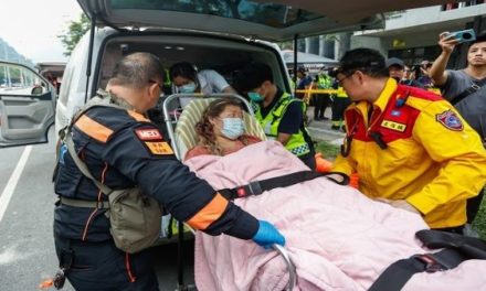 Continúan labores de rescate tras sismo de magnitud 7.4 en Taiwán