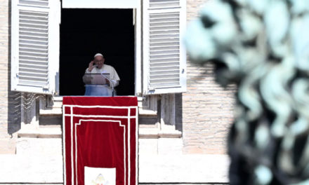 El papa pidió no ceder a la lógica de la guerra en Oriente Medio