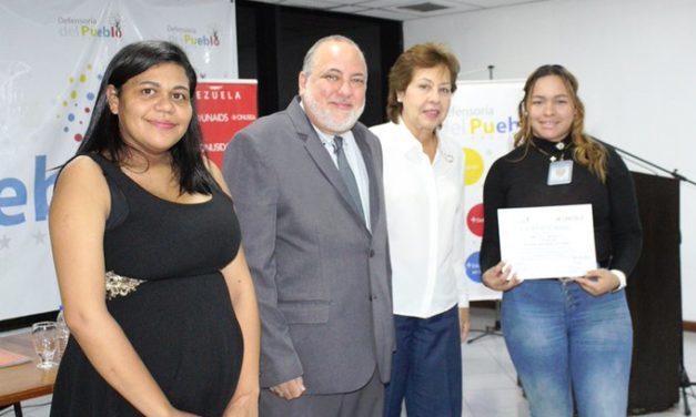 Defensoría del Pueblo y ONUSIDA Venezuela forman funcionarios para promover DDHH de personas con VIH