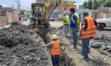 Plan de Maestros de Aguas Servidas atiende reportes del 1X10 en Girardot