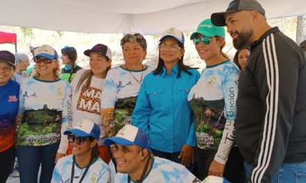 Fundación Tierra Weyú celebró su 5º Aniversario con una caminata ecológica