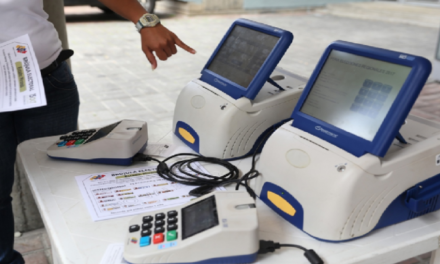 CNE inicia auditorías con revisión de software de máquinas de votación