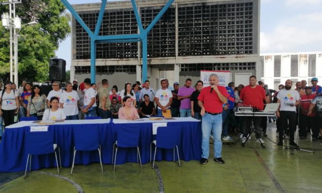 Comuneros de Aragua firmaron convenios con Consejo Federal de Gobierno