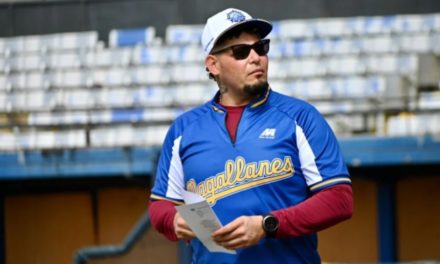 Yadier Molina cree haber influido en el levantamiento de sanciones del beisbol venezolano