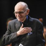 José Antonio Abreu: El maestro que sembró música en el alma de los niños de la Patria