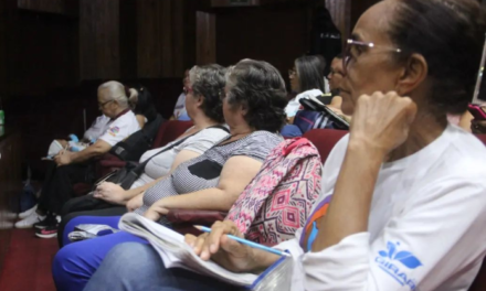 Efectuado taller sobre atención psicológica durante la gestación en Girardot