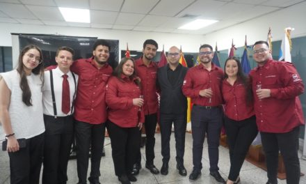 Estudiantes de Contaduría y Administración de la UBA celebraron Clase Magistral