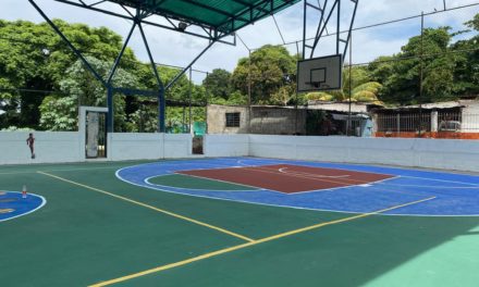 Recuperadas canchas deportivas en Base Sucre y Campo Alegre