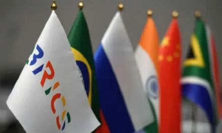 BRICS prevén desdolarización por completo en tres años