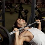 Consejos para evitar lesiones al entrenar con pesas
