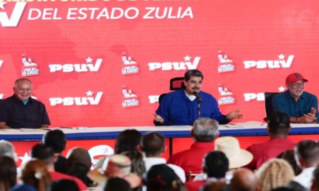 Jefe de Estado se reúne con estructuras políticas del PSUV en Zulia
