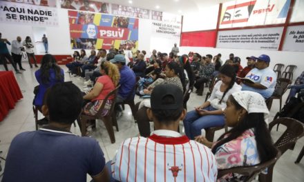 Dictado taller de manejo básico de Capcut y RRSS en el PSUV