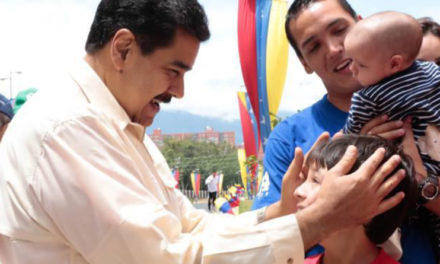 Presidente Maduro celebra a los padres en su día y agradece su lucha por el país