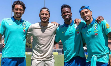 Neymar continúa su recuperación en Los Ángeles