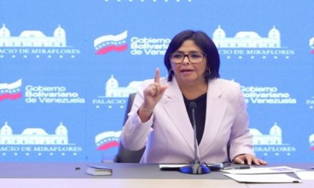 Vicepresidenta Rodríguez responde a declaraciones injerencistas de Kamala Harris