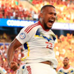 Venezolano Salomón Rondón iguala a Luis Dolgetta como máximo goleador en la Copa América