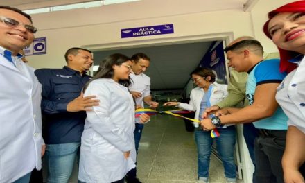 Inauguran primer Centro de Estudios Anatomopatológico especializado del país