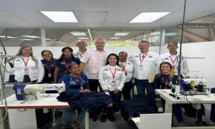 Inaugurado Centro Textil en instalaciones del Teleférico Warairarepano