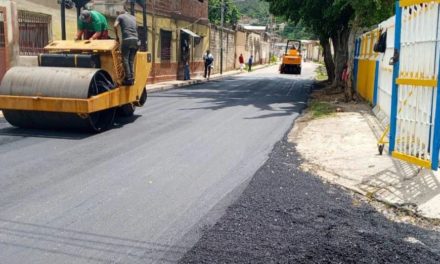 Vialidad de Bolívar mejoró al activarse el Plan Nacional de Asfaltado