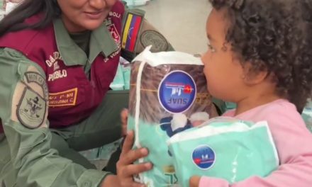 Voluntariado SUAF entregó pañales a niños del MBI