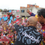 Nicolás Maduro es recibido por el pueblo amoroso del estado Carabobo