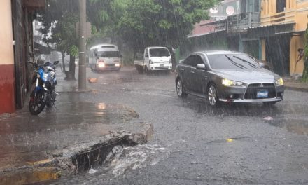 Intensas lluvias causaron inundaciones en Panamá