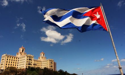 Cuba condenó acusaciones falsas de extrema derecha sobre relación con Venezuela