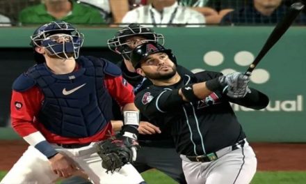 Eugenio Suárez se unió al club de las 800 remolcadas en MLB