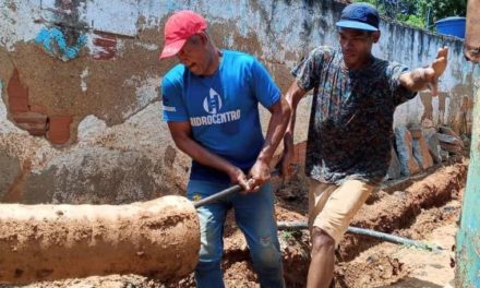 Atienden problemas de aguas servidas en el sector El Portachuelo en Ribas