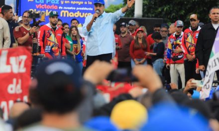 Presidente Maduro llamó a acelerar los grandes cambios y transformaciones