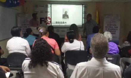 Emprendedores recibieron formación económica en Fondesa