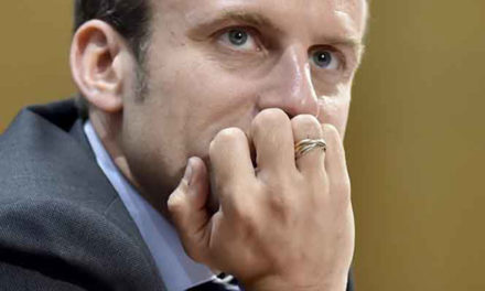 Confirman en Francia apuesta por destitución de Macron