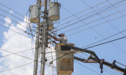 Comuna Aristóbulo Istúriz de Mariño ejecuta con celeridad proyecto eléctrico