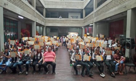 Se graduaron 341 bachilleres con perfil productivo en Inces Aragua