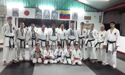 Karatekas aragüeños brillaron en el Campeonato Continental SKIF en México