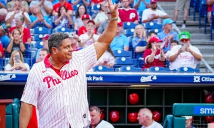 Bob Abreu recibió homenaje de los Filis de Filadelfia