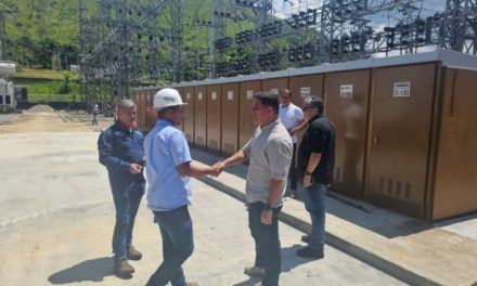 Ministro Márquez inspeccionó subestaciones eléctricas en Aragua