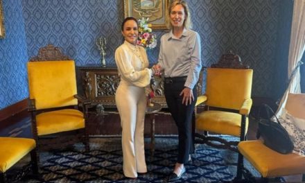 Embajadora de Serbia en Venezuela felicita al presidente Maduro