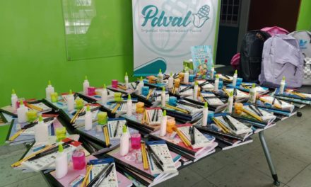 Pdval entregó kits de útiles escolares a los hijos de sus trabajadores