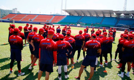 Russell Vásquez, nuevo coach de banca de los Tigres