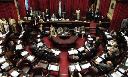 Senado argentino rechazó decreto sobre fondos para inteligencia