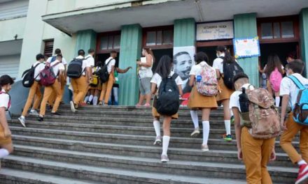 Inició curso escolar con nuevos retos en provincia de Cuba