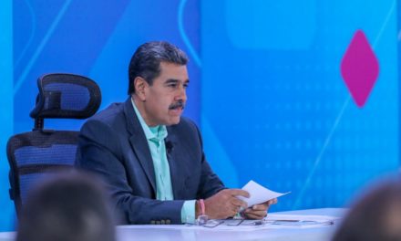 Presidente Maduro firmó oferta pública para avanzar a 5G en telecomunicaciones